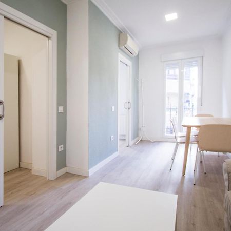 Apartamentos Tetuan Sandino Madryt Zewnętrze zdjęcie