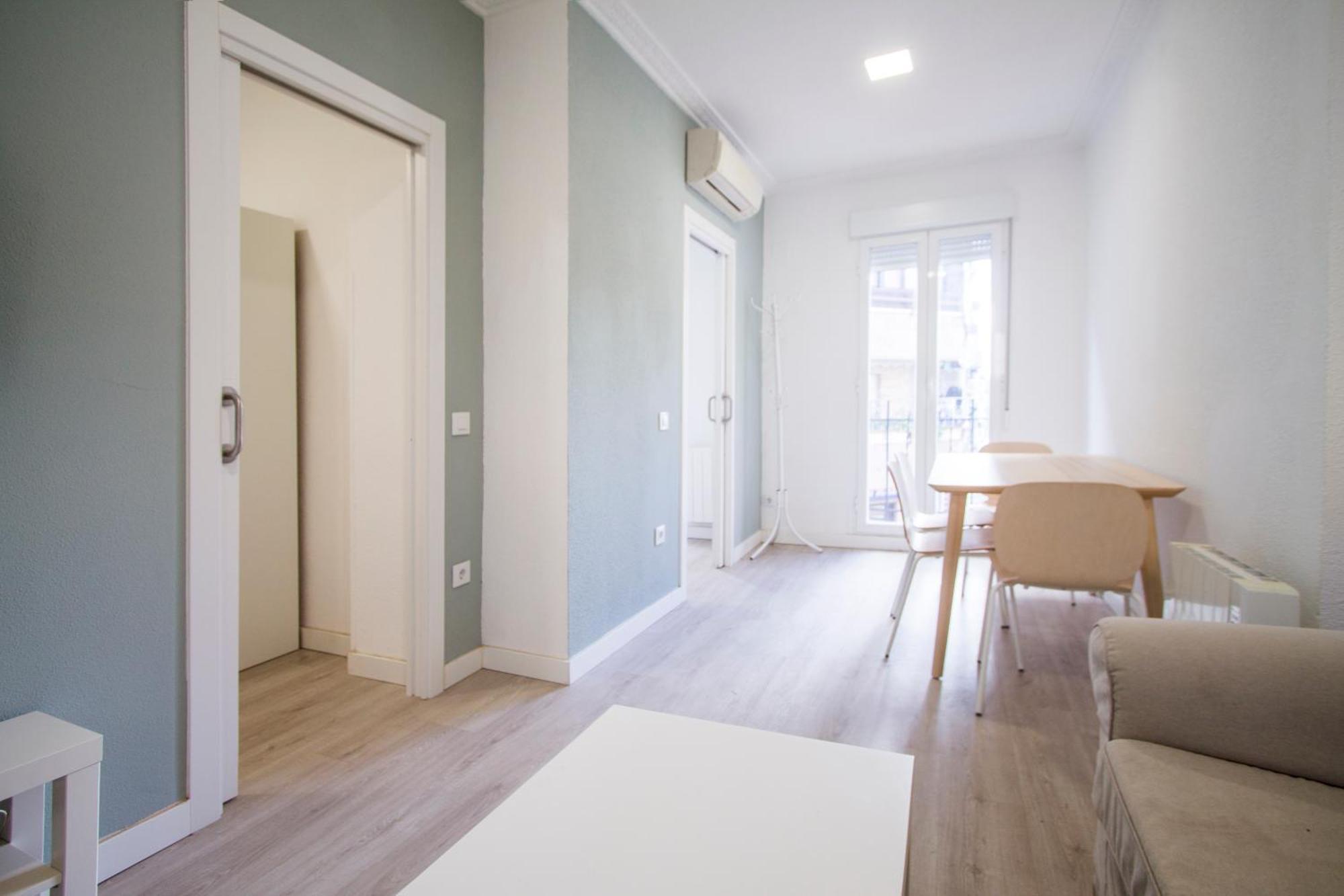 Apartamentos Tetuan Sandino Madryt Zewnętrze zdjęcie
