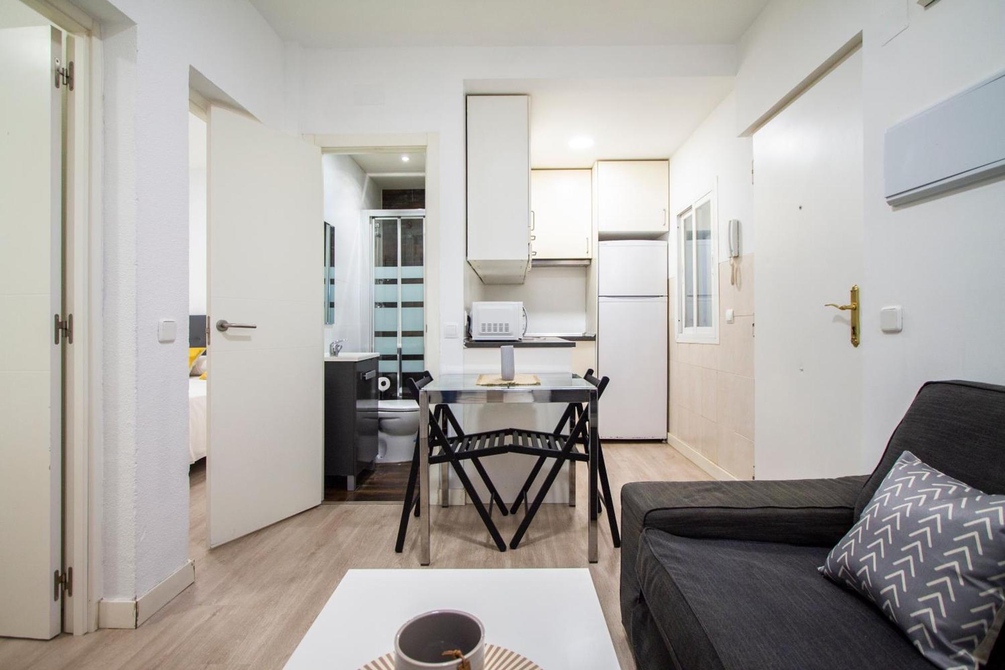 Apartamentos Tetuan Sandino Madryt Zewnętrze zdjęcie