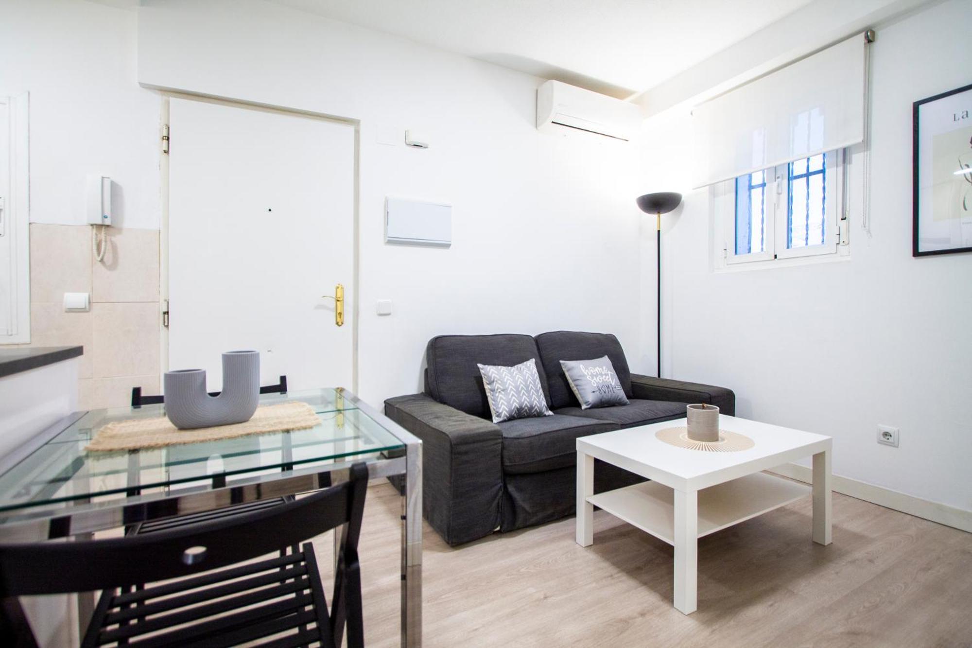 Apartamentos Tetuan Sandino Madryt Zewnętrze zdjęcie