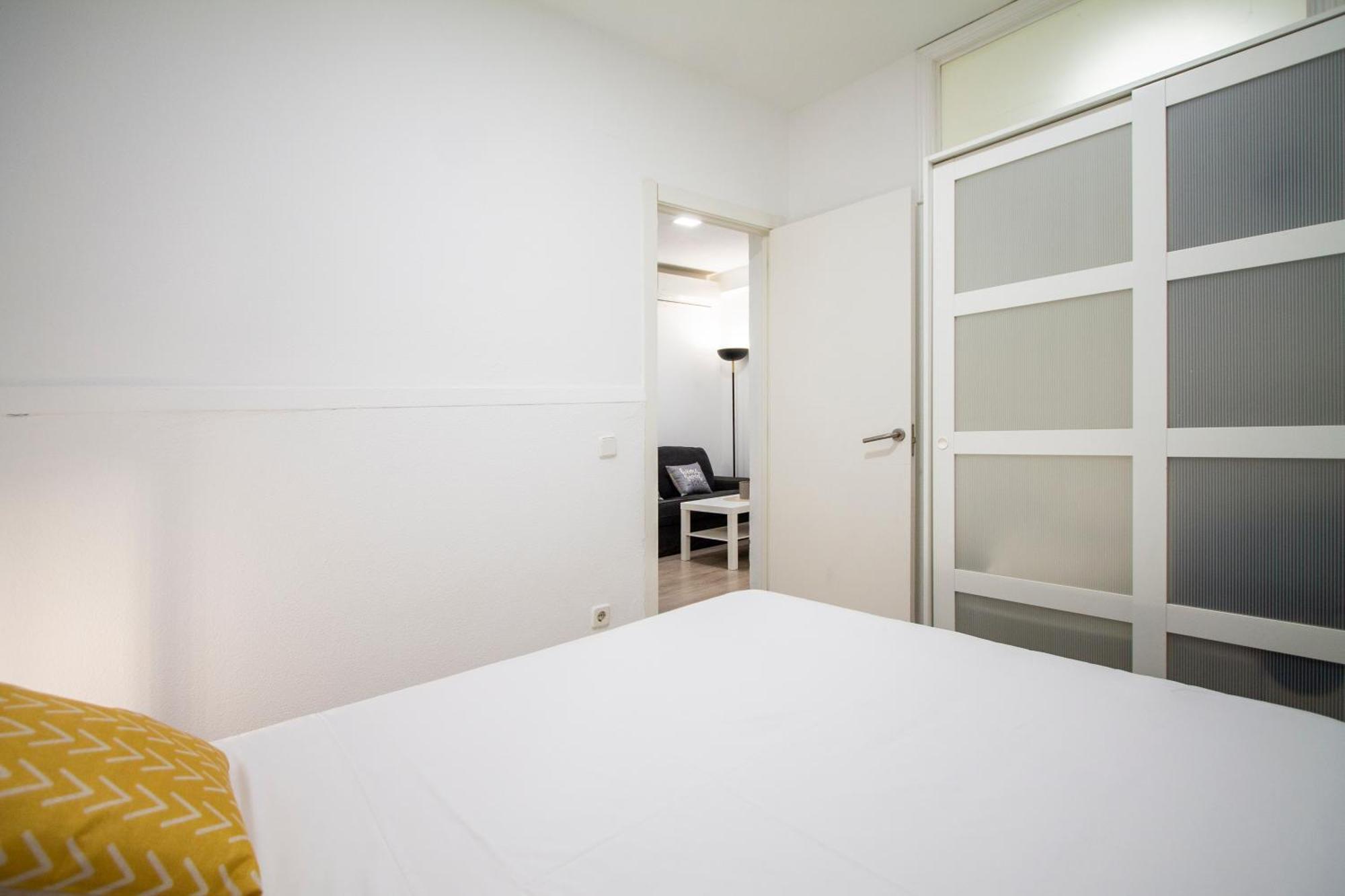 Apartamentos Tetuan Sandino Madryt Zewnętrze zdjęcie